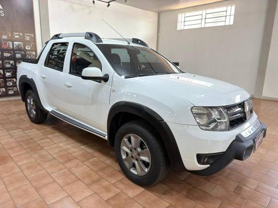 RENAULT DUSTER OROCH 1.6 16V SCE FLEX DYNAMIQUE MANUAL
